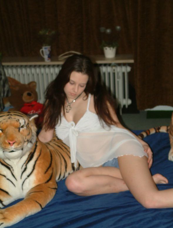 Виталина проститутка Москвы у метро Октябрьское Поле шлюхи бляди проститутки